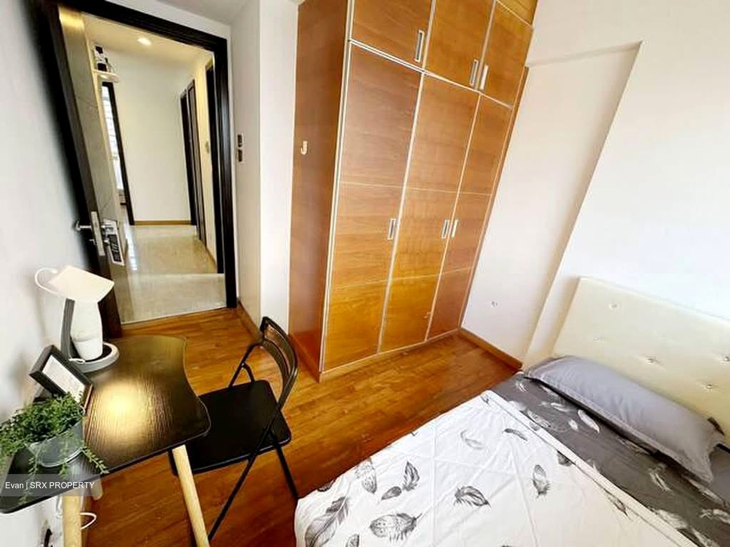 Le Crescendo (D14), Condominium #587713031